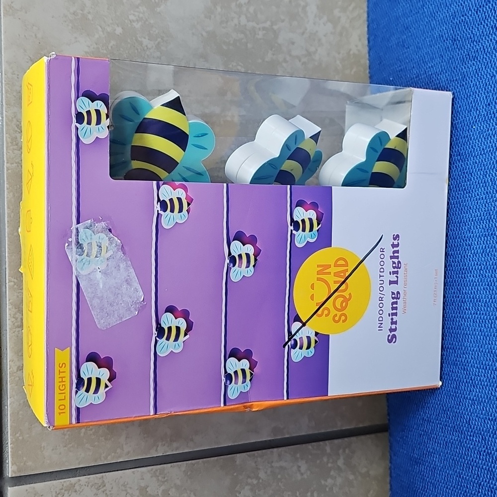Sun Squad indoor outdoor string lights bumblebees. NIP.